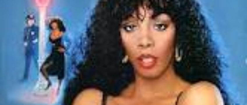 Donna Summer Dies from Lung Cancer